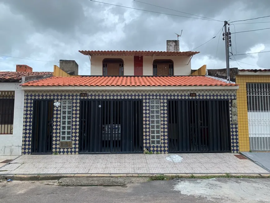 Foto 1 de Casa com 4 Quartos à venda, 153m² em Rosa Elze, São Cristóvão