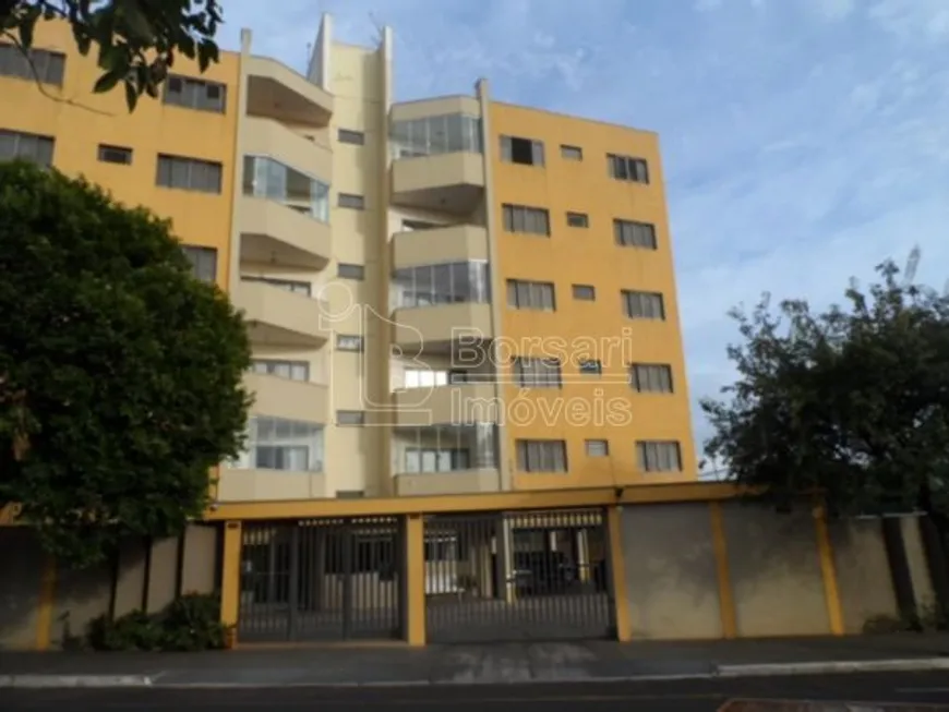 Foto 1 de Apartamento com 3 Quartos à venda, 108m² em Vila José Bonifácio, Araraquara