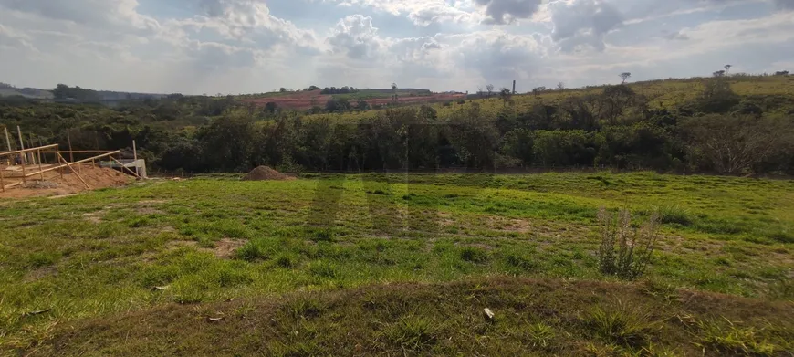 Foto 1 de Lote/Terreno à venda, 586m² em Jardim Celani, Salto