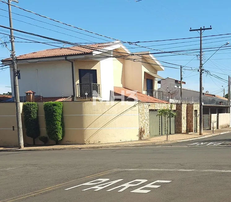 Foto 1 de Sobrado com 3 Quartos à venda, 190m² em Jardim Monte Libano, Santa Bárbara D'Oeste