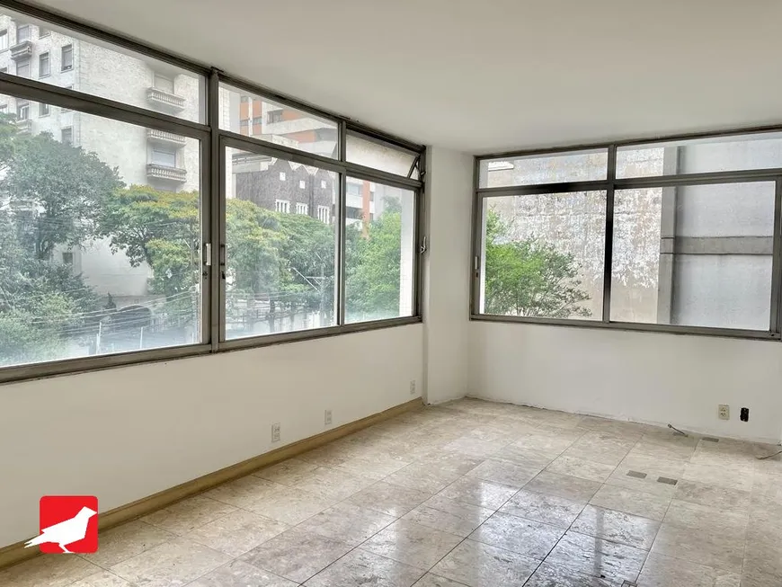 Foto 1 de Apartamento com 3 Quartos à venda, 390m² em Cerqueira César, São Paulo