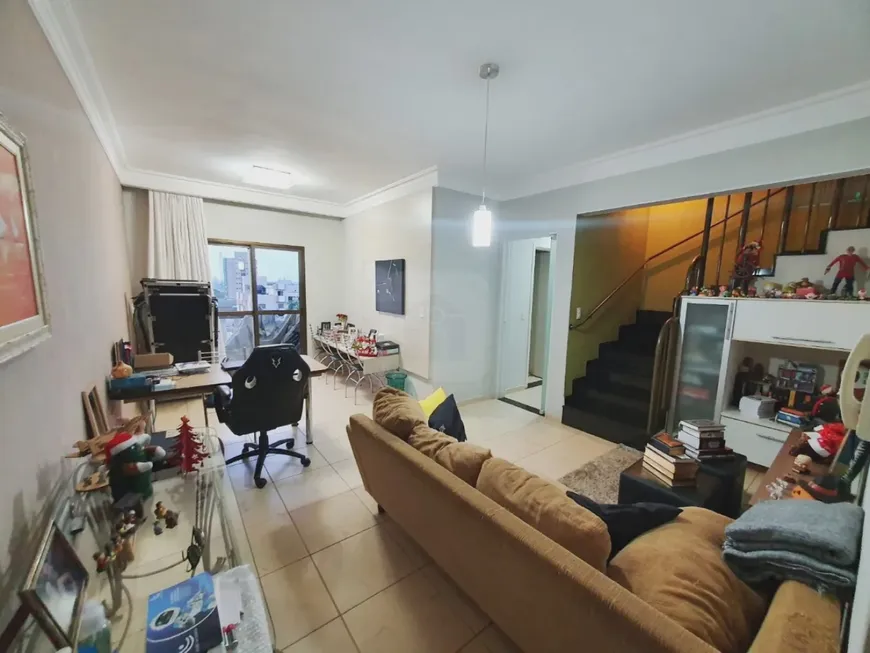 Foto 1 de Cobertura com 4 Quartos à venda, 180m² em Santa Mônica, Uberlândia