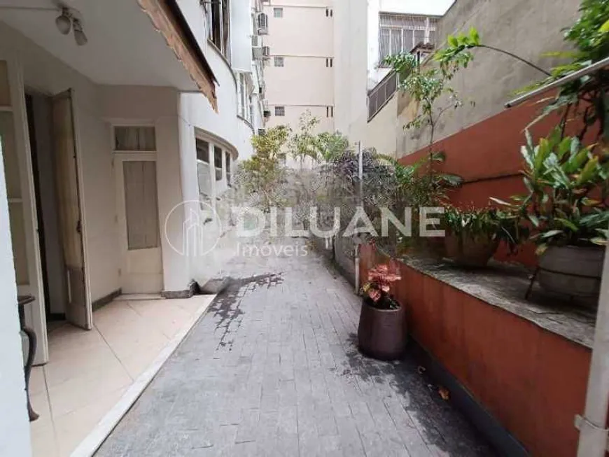 Foto 1 de Apartamento com 3 Quartos à venda, 110m² em Copacabana, Rio de Janeiro