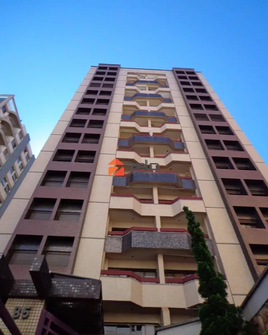Foto 1 de Apartamento com 3 Quartos à venda, 115m² em Centro, Campinas