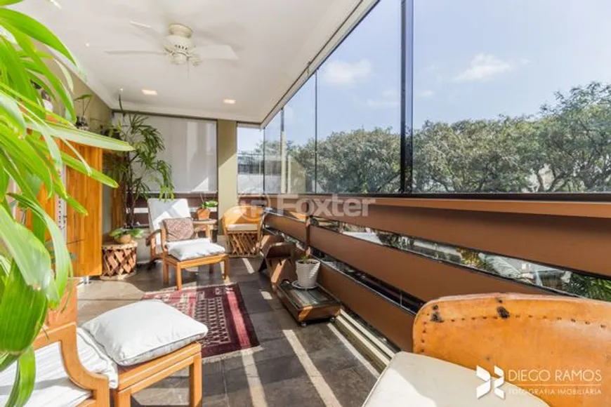 Foto 1 de Apartamento com 3 Quartos à venda, 273m² em Floresta, Porto Alegre