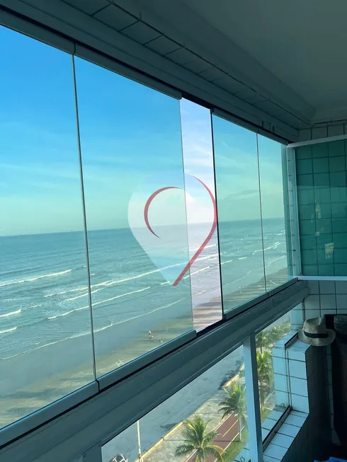 Foto 1 de Apartamento com 3 Quartos à venda, 104m² em Solemar, Praia Grande