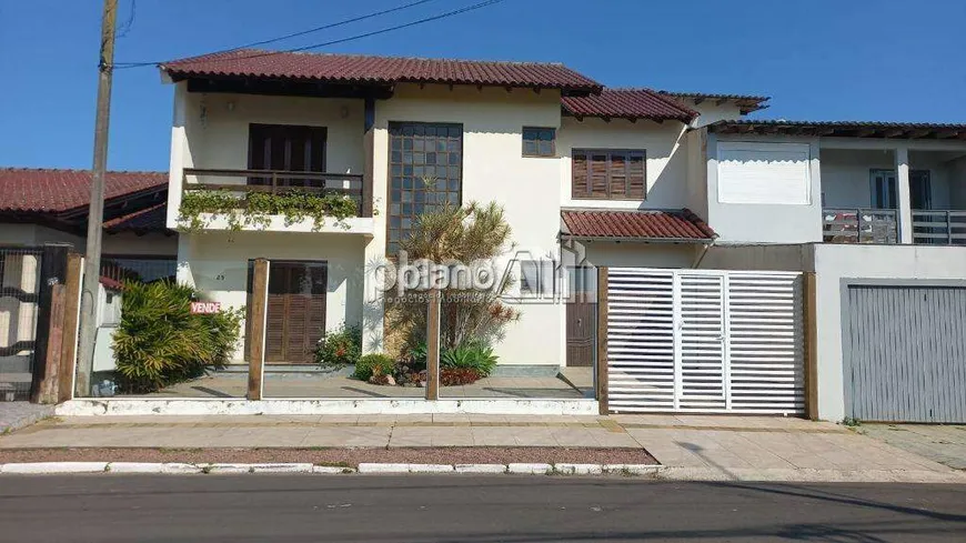 Foto 1 de Casa com 3 Quartos para alugar, 177m² em Girassol, Gravataí