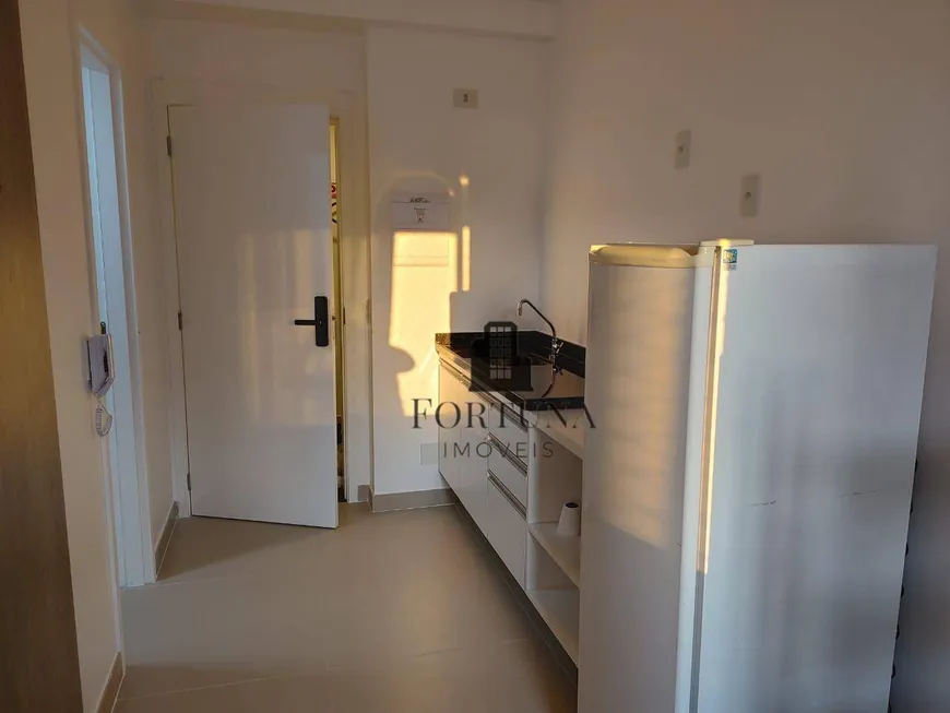 Foto 1 de Apartamento com 1 Quarto para alugar, 18m² em Vila Mariana, São Paulo