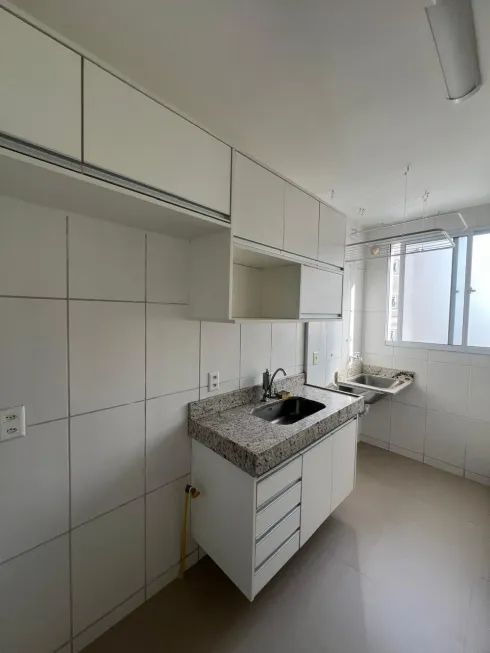 Foto 1 de Apartamento com 2 Quartos à venda, 51m² em Buraquinho, Lauro de Freitas