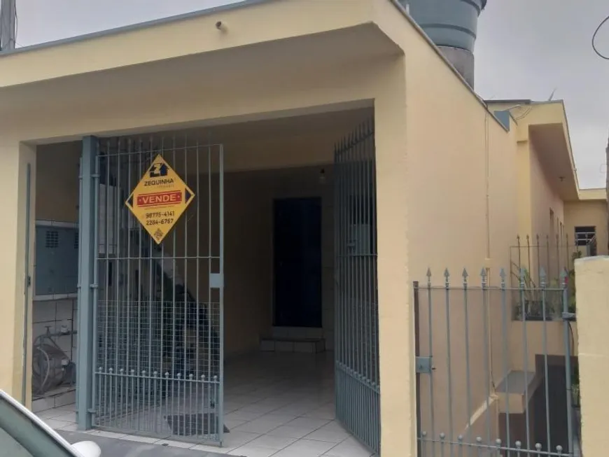 Foto 1 de Casa com 4 Quartos à venda, 210m² em Ayrosa, Osasco