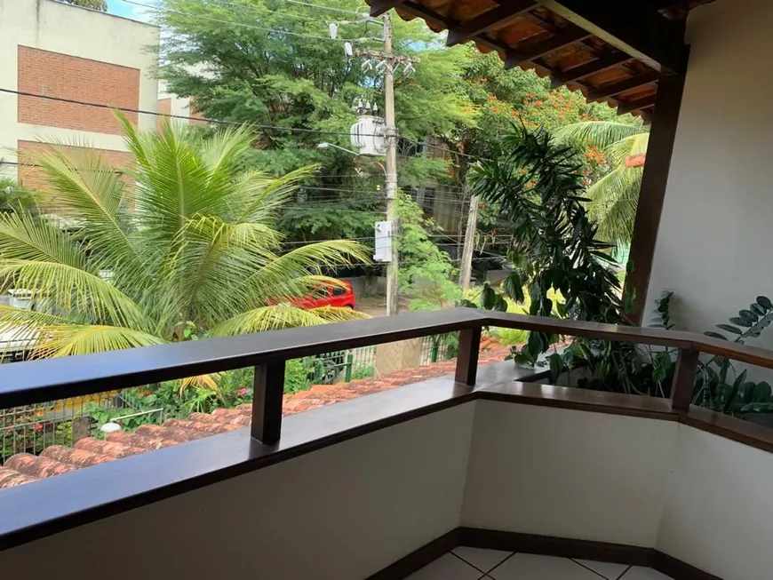 Foto 1 de Casa de Condomínio com 4 Quartos à venda, 200m² em Itacoatiara, Niterói