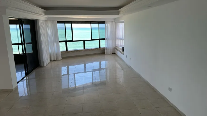 Foto 1 de Apartamento com 4 Quartos para alugar, 220m² em Pina, Recife