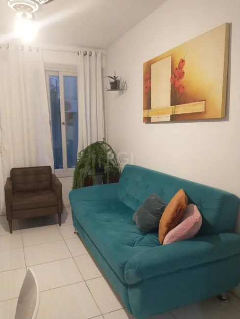 Foto 1 de Apartamento com 2 Quartos à venda, 53m² em Camaquã, Porto Alegre