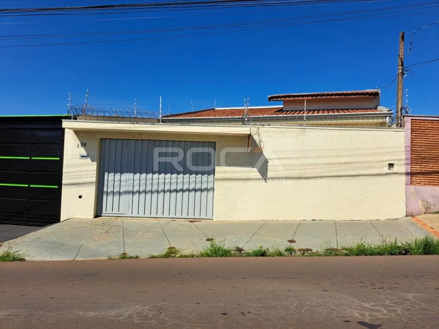 Foto 1 de Casa com 3 Quartos para alugar, 301m² em Jardim Bandeirantes, São Carlos