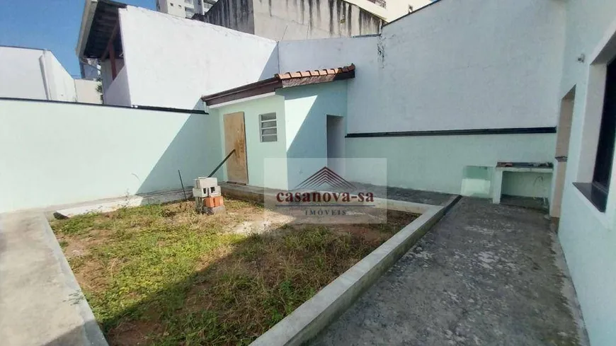 Foto 1 de Casa com 3 Quartos para alugar, 250m² em Vila Bastos, Santo André