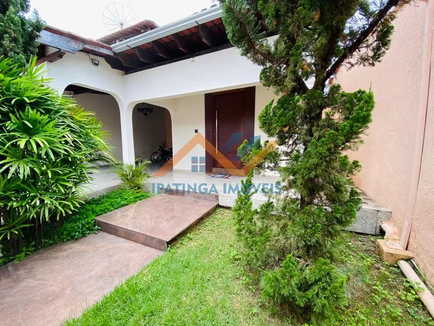Foto 1 de Casa com 3 Quartos à venda, 220m² em Vila Ipanema, Ipatinga