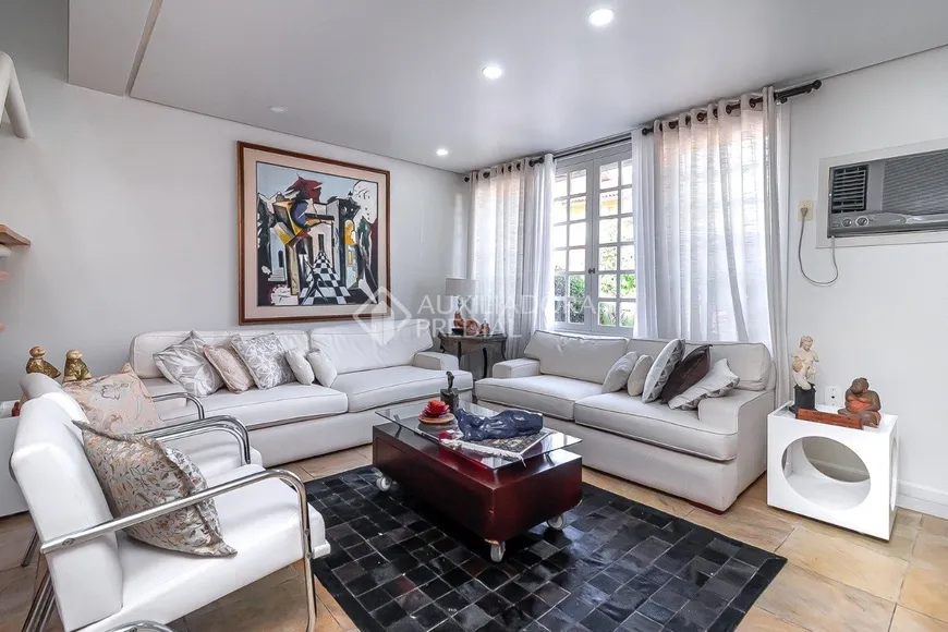 Foto 1 de Casa de Condomínio com 3 Quartos à venda, 175m² em Tristeza, Porto Alegre