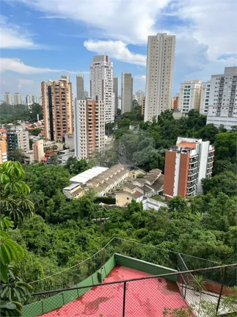 Foto 1 de Apartamento com 4 Quartos para venda ou aluguel, 285m² em Morumbi, São Paulo