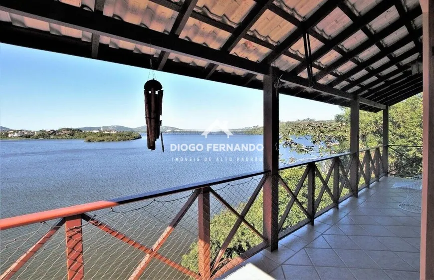 Foto 1 de Casa com 3 Quartos à venda, 310m² em Lagoa da Conceição, Florianópolis