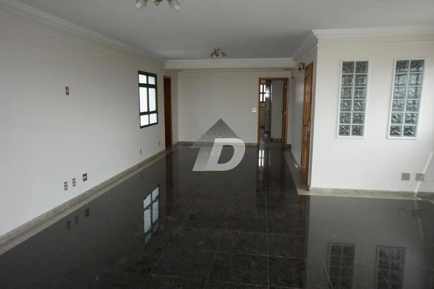 Foto 1 de Apartamento com 4 Quartos à venda, 223m² em Cambuí, Campinas