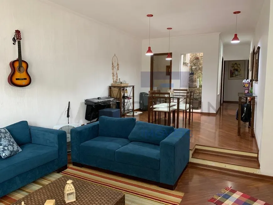 Foto 1 de Casa com 3 Quartos à venda, 202m² em Vila Oliveira, Mogi das Cruzes