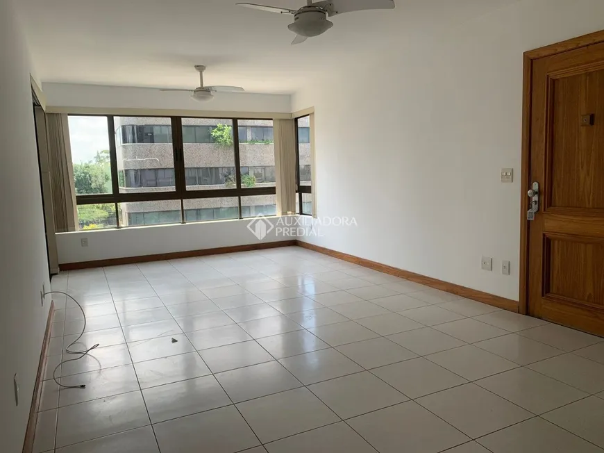 Foto 1 de Apartamento com 3 Quartos à venda, 119m² em Jardim Itú Sabará, Porto Alegre