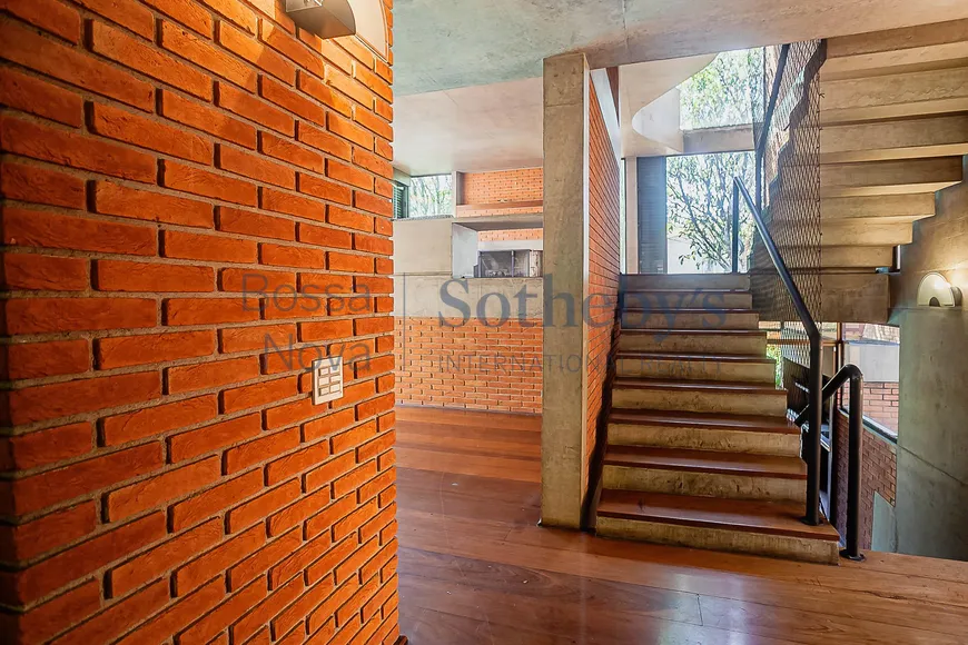 Foto 1 de Casa com 4 Quartos à venda, 364m² em Cidade Jardim, São Paulo
