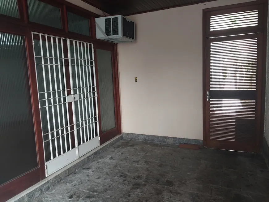 Foto 1 de Casa com 4 Quartos à venda, 310m² em Icaraí, Niterói