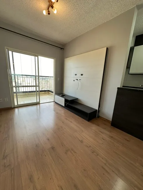 Foto 1 de Apartamento com 2 Quartos para alugar, 68m² em Jardim Esperança, Barueri