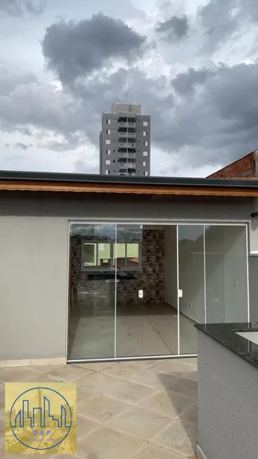 Foto 1 de Sobrado com 2 Quartos à venda, 243m² em Parque Oratorio, Santo André