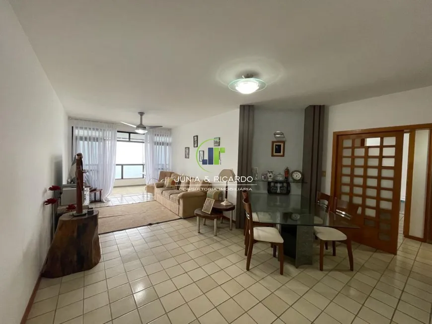 Foto 1 de Apartamento com 3 Quartos à venda, 135m² em Centro, Guarapari