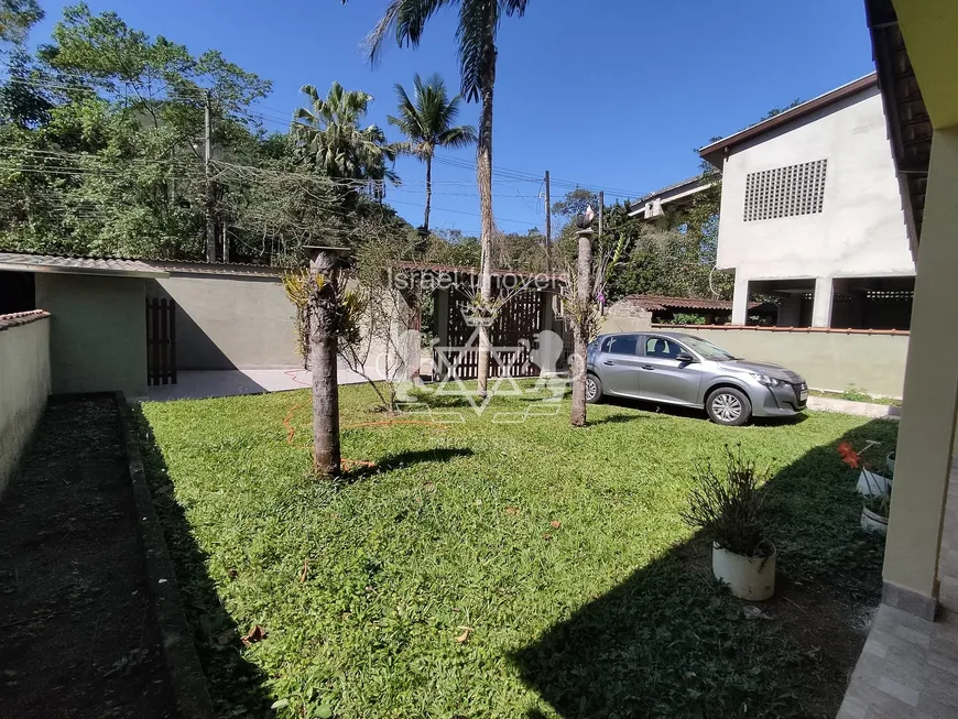 Foto 1 de Casa com 6 Quartos para venda ou aluguel, 800m² em Cantagalo, Caraguatatuba