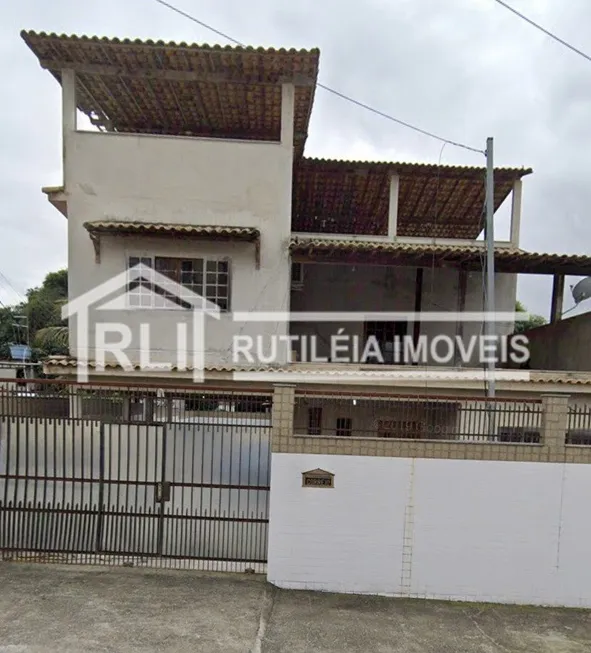 Foto 1 de Casa com 3 Quartos à venda, 300m² em Santo Expedito, Itaboraí
