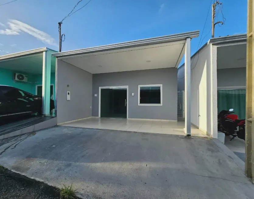 Foto 1 de Casa de Condomínio com 2 Quartos à venda, 69m² em Flores, Manaus