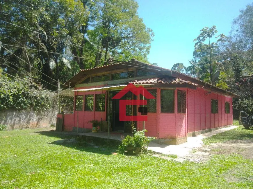 Foto 1 de Fazenda/Sítio com 2 Quartos à venda, 317m² em Jardim Colibri, Embu das Artes