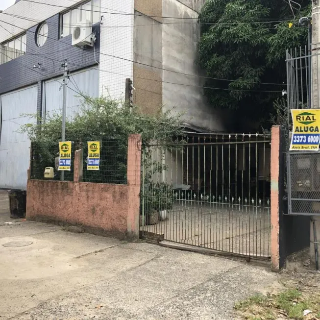 Foto 1 de Lote/Terreno para alugar, 670m² em São João, Porto Alegre