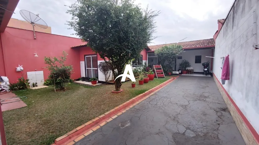 Foto 1 de Casa com 3 Quartos à venda, 160m² em Jardim America II, Uberlândia