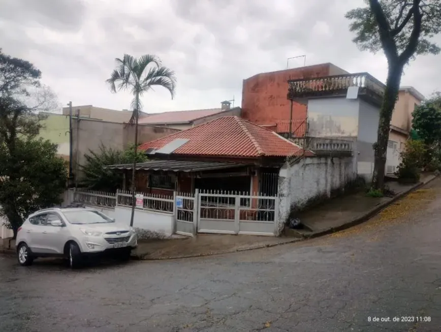 Foto 1 de Casa com 2 Quartos à venda, 198m² em Vila Alto de Santo Andre, Santo André