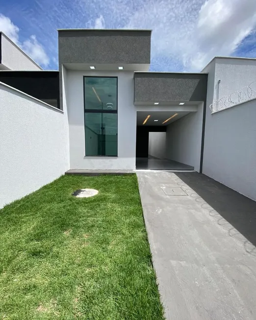Foto 1 de Casa com 2 Quartos à venda, 140m² em SIM, Feira de Santana