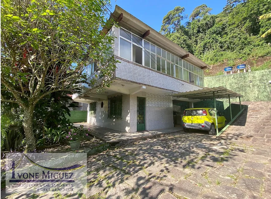 Foto 1 de Casa com 5 Quartos à venda, 150m² em Governador Portela, Miguel Pereira