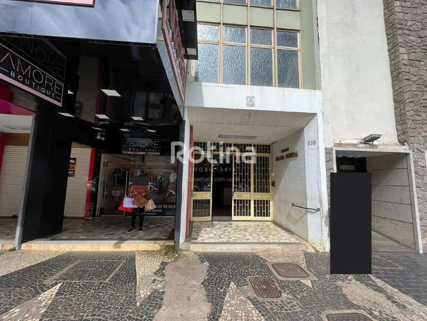 Foto 1 de Sala Comercial para alugar, 20m² em Centro, Uberlândia