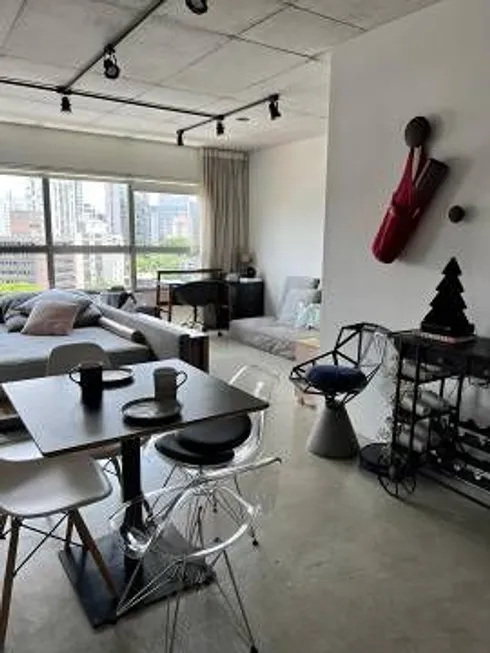 Foto 1 de Apartamento com 1 Quarto à venda, 70m² em Vila Olímpia, São Paulo