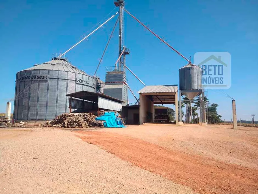 Foto 1 de Fazenda/Sítio à venda, 50500000m² em Zona Rural, Uberlândia