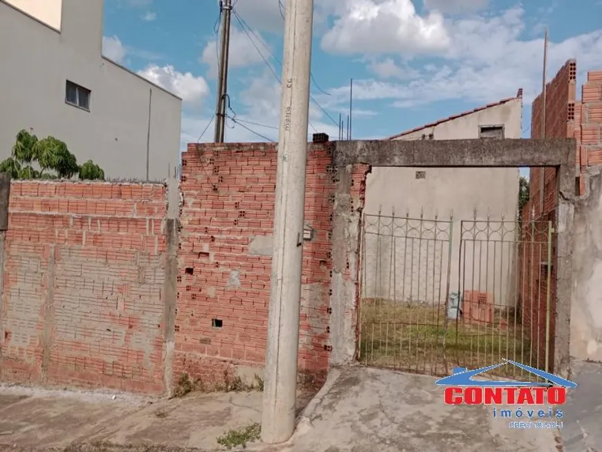 Foto 1 de Casa com 2 Quartos à venda, 80m² em Antenor Garcia, São Carlos