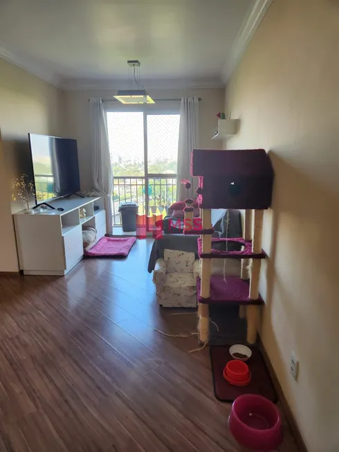 Foto 1 de Apartamento com 3 Quartos à venda, 64m² em Parque São Domingos, São Paulo