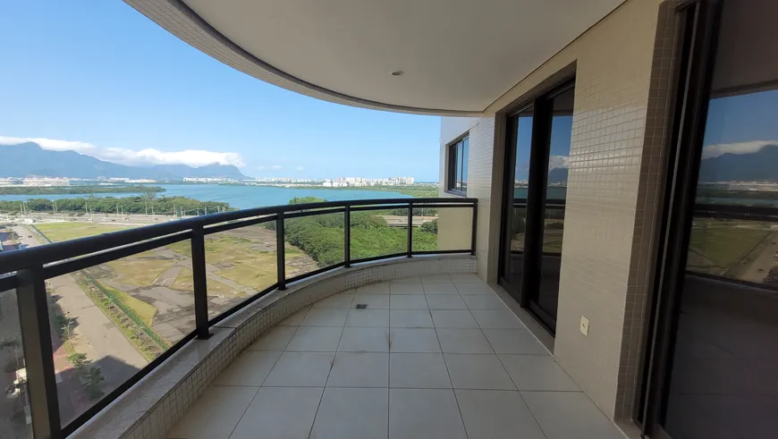 Foto 1 de Apartamento com 3 Quartos à venda, 118m² em Barra da Tijuca, Rio de Janeiro