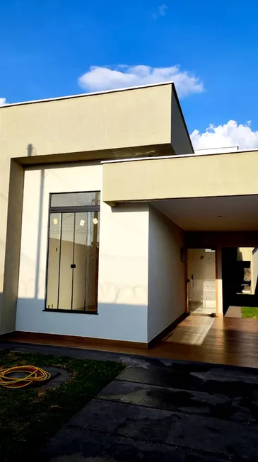 Foto 1 de Casa com 3 Quartos à venda, 108m² em Residencial Caraibas, Aparecida de Goiânia