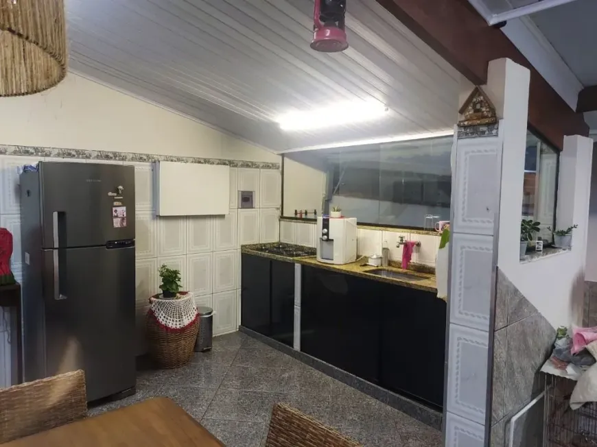 Foto 1 de Casa com 3 Quartos à venda, 250m² em Jardim Sonia Maria, Taubaté