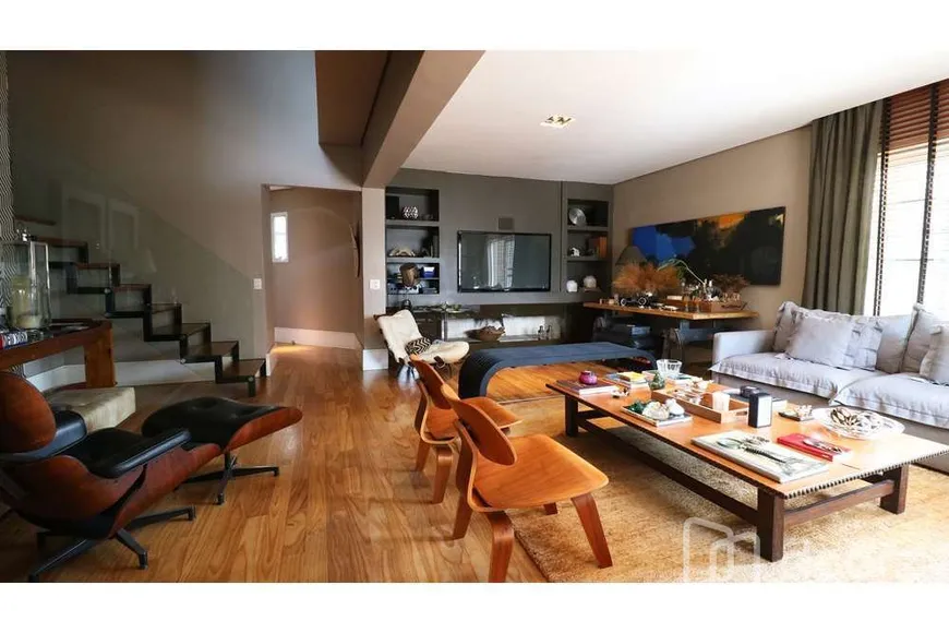 Foto 1 de Apartamento com 4 Quartos à venda, 271m² em Morumbi, São Paulo