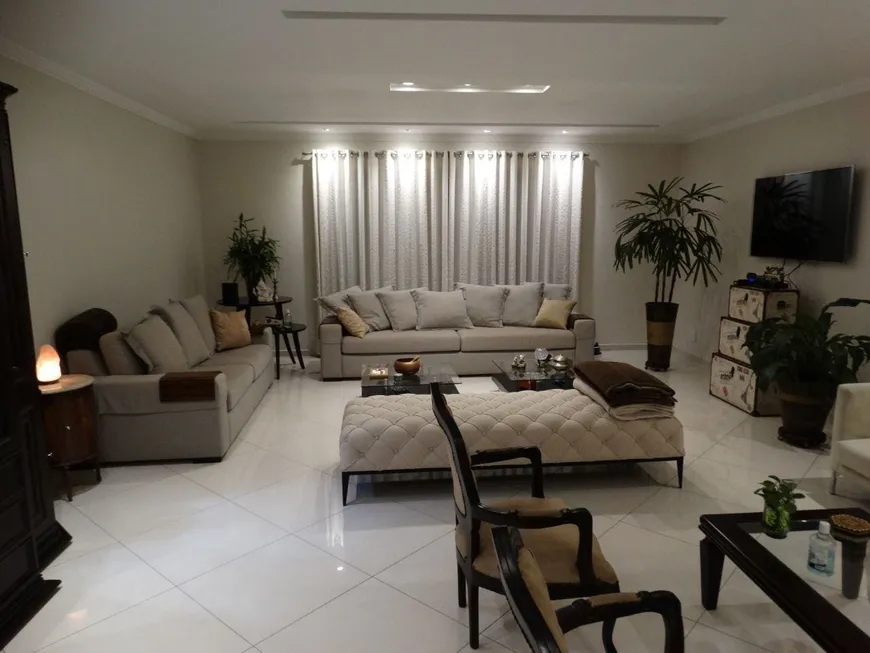 Foto 1 de Casa com 5 Quartos à venda, 527m² em São Fernando Residência, Barueri
